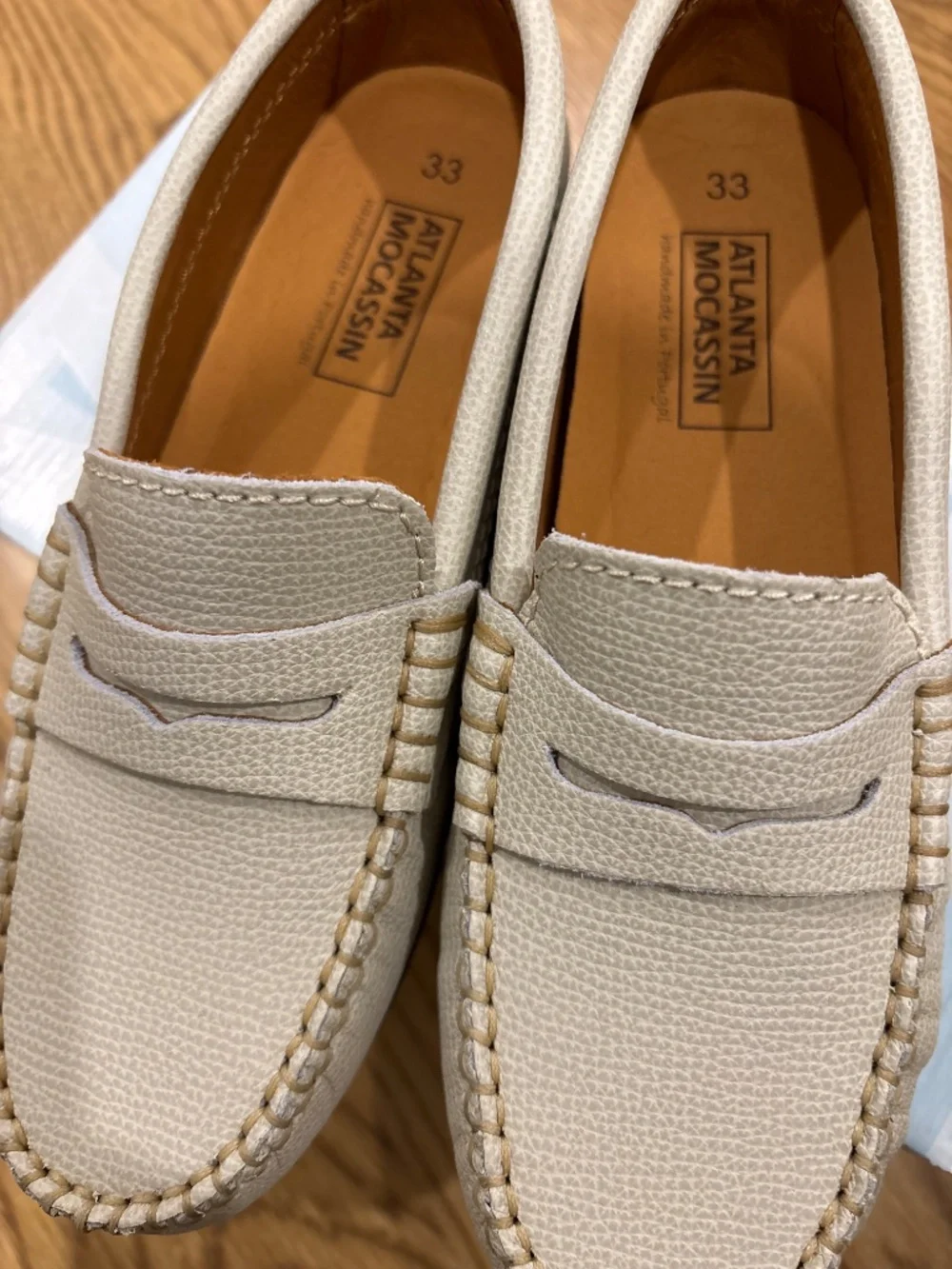 Atlanta moccasin sand loafer size 33